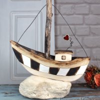 Керамична пластика 'След улов' - 117.35 лв ( 60 €)